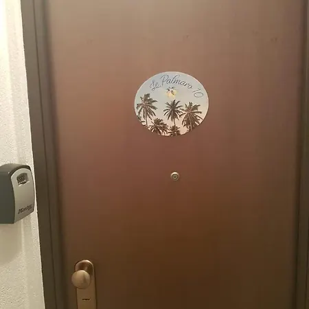 Le Palmaro Apartment *